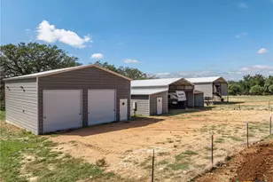 15103 Ranch Rd 101, Lampasas, TX 76550 - Photo 36