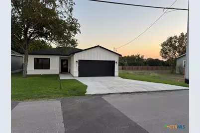 1029 Tabernacle Street, Seguin, TX 78155 - Photo 1