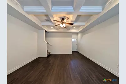 316 Untermaier Street, New Braunfels, TX 78130 - Photo 4