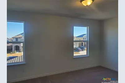 576 Valley Gdn, New Braunfels, TX 78130 - Photo 12