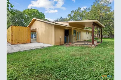 123 W Klingemann Street, New Braunfels, TX 78130 - Photo 14