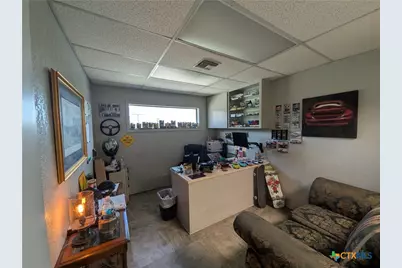 201 Fm 1237, Troy, TX 76579 - Photo 32