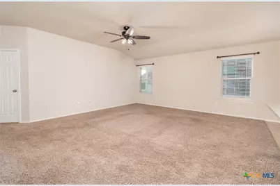 8818 Hidden Oaks Drive, Temple, TX 76502 - Photo 6