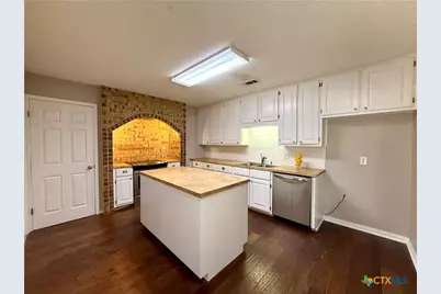 309 Taos Drive, Victoria, TX 77904 - Photo 8