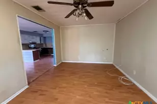 615 Ave C, Yorktown, TX 78164 - Photo 10