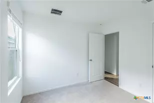 577 Rancho Del Cielo Loop, Georgetown, TX 76537 - Photo 16