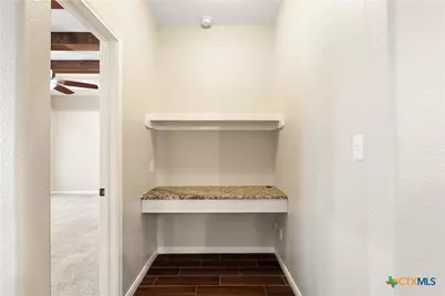 512 Windy Way Drive, Victoria, TX 77904 - Photo 24