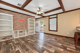 1534 San Antonio St, Rockport, TX 78382 - Photo 6