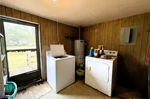 608 Hackberry, Ganado, TX 77967 - Photo 14