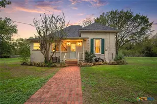 701 N Maple Ave, Hubbard, TX 76648 - Photo 2