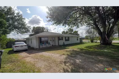 939 Pine Drive, Caldwell, TX 77836 - Photo 2