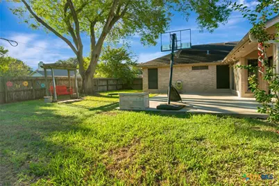 606 Santa Fe, Victoria, TX 77904 - Photo 30