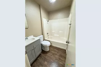 2020 S 15th Street, Temple, TX 76504 - Photo 6