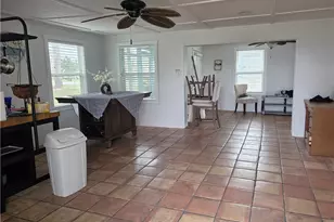503 E Dallas Ave, Seadrift, TX 77983 - Photo 16