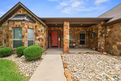 604 Cliff Drive, Belton, TX 76513 - Photo 2