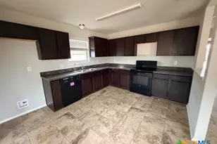 2414 Vicksburg Ln, Temple, TX 76504 - Photo 2