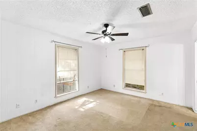1210 E Gonzales Street, Yoakum, TX 77995 - Photo 24