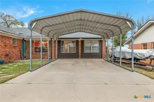2506 Lynn Dr, Big Spring, TX 79720 - Photo 2