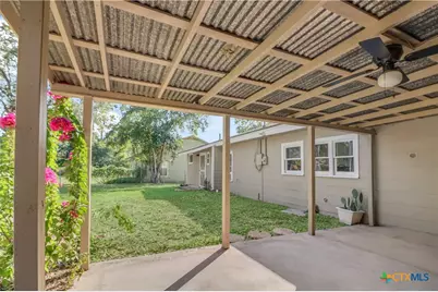 433 Wallace Street, Seguin, TX 78155 - Photo 26