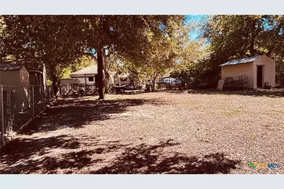213 Romberg Street, Seguin, TX 78155 - Photo 36