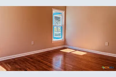 213 Romberg Street, Seguin, TX 78155 - Photo 18