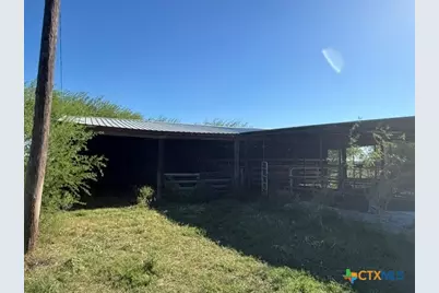 2607 Fm 318, Yoakum, TX 77995 - Photo 6