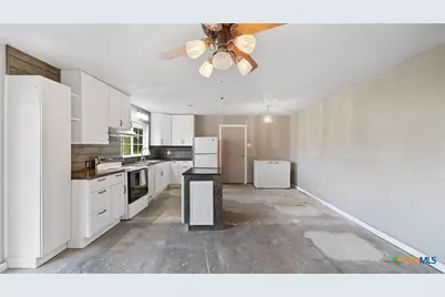 6616 Fm 725, New Braunfels, TX 78130 - Photo 18