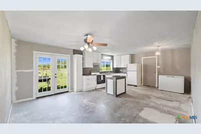 6616 Fm 725, New Braunfels, TX 78130 - Photo 16