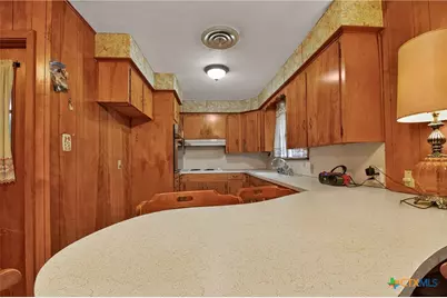 206 Cambridge, Victoria, TX 77905 - Photo 18