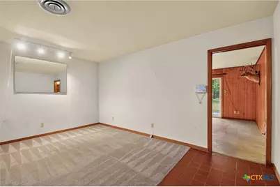 206 Cambridge, Victoria, TX 77905 - Photo 6