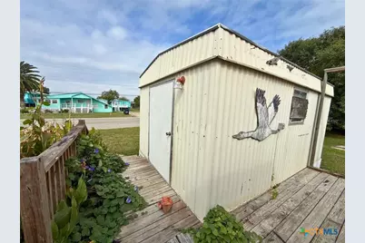848 Margie Tewmey Road, Port Lavaca, TX 77979 - Photo 4
