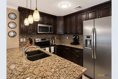 730 E Mather Street #L-203, New Braunfels, TX 78130 - Photo 4