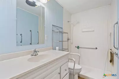 106 N 1st Street, Little River Academy, TX 76554 - Photo 10