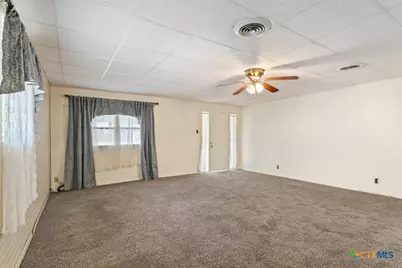 106 N 1st Street, Little River Academy, TX 76554 - Photo 4