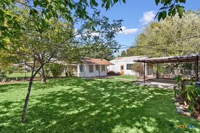 106 N 1st Street, Little River Academy, TX 76554 - Photo 18