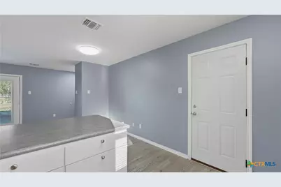 815 Fourth Street, Seguin, TX 78155 - Photo 26