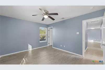 815 Fourth Street, Seguin, TX 78155 - Photo 16