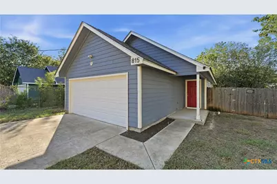 815 Fourth Street, Seguin, TX 78155 - Photo 38