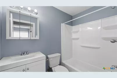 815 Fourth Street, Seguin, TX 78155 - Photo 10