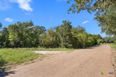 6625 N Old Smithville Road, Flatonia, TX 78941 - Photo 16