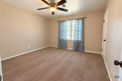 508 Suzanne Street, Edna, TX 77957 - Photo 12