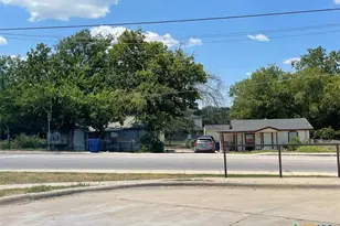 601 N 1st St, Copperas Cove, TX 76522 - Photo 1