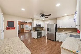 312 Gerald Dr, Blanco, TX 78606 - Photo 8