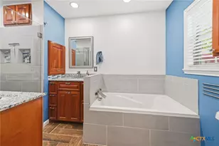 312 Gerald Dr, Blanco, TX 78606 - Photo 16