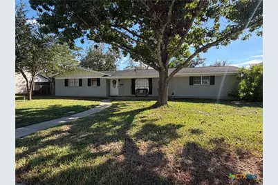 1001 Huck, Cuero, TX 77954 - Photo 1