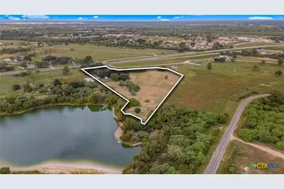 351 Refugio Highway, Victoria, TX 77905 - Photo 6