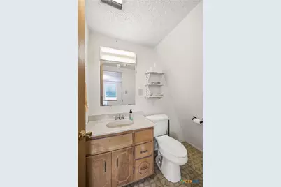 351 Refugio Highway, Victoria, TX 77905 - Photo 46