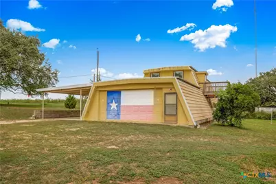 351 Refugio Highway, Victoria, TX 77905 - Photo 12