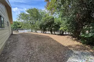 128 Coers Cir, San Marcos, TX 78666 - Photo 12