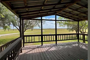 342 Co Rd 412, Edna, TX 77957 - Photo 4